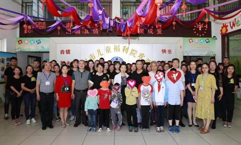 弘揚(yáng)傳統(tǒng)美德，關(guān)愛兒童成長----首屆“魅力隨州，多彩程力”抖音大賽捐贈(zèng)公益活動(dòng)紀(jì)實(shí)
