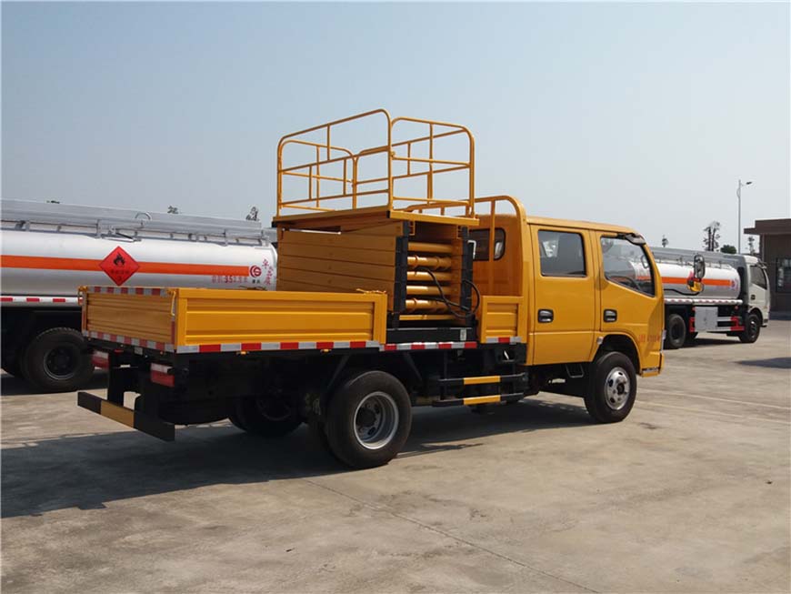 東風(fēng)8米、10米升降平臺(tái)車(chē)