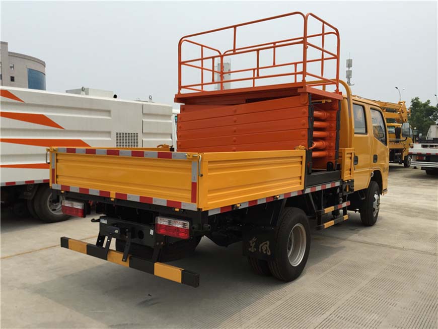 東風(fēng)8米、10米升降平臺(tái)車(chē)