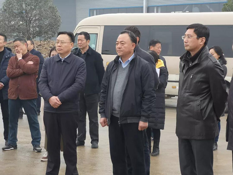 隨州市委、市人大代表團(tuán)蒞臨程力集團(tuán)商用車產(chǎn)業(yè)園視察